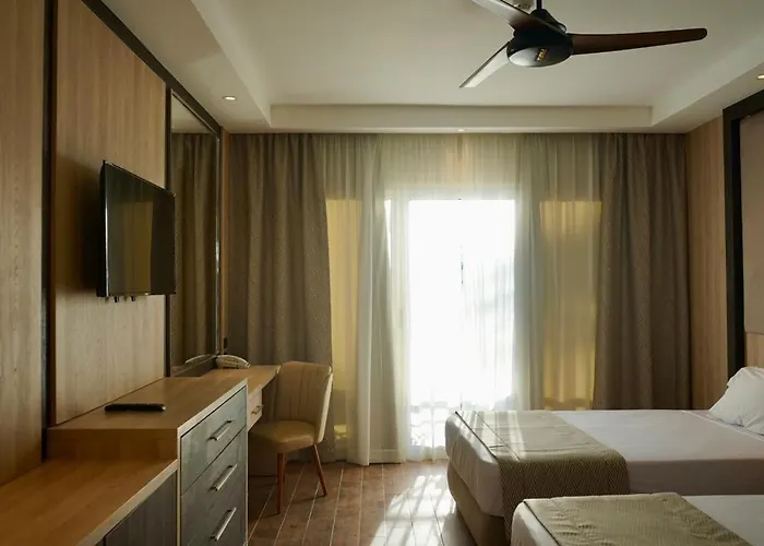 Panorama Naama Heights Aqua Park 4*